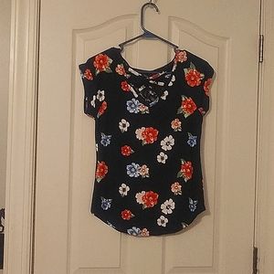 No Boundaries Girls blouse size small